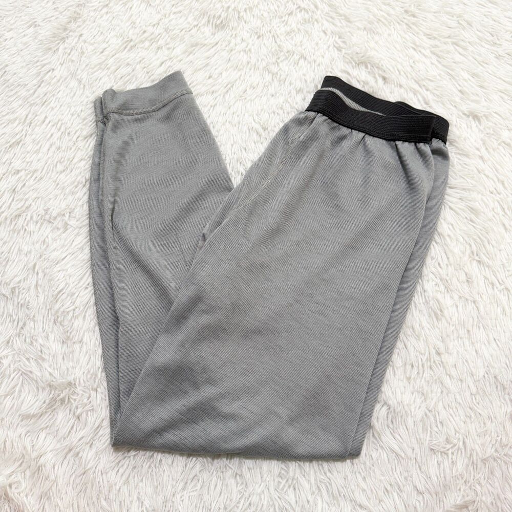 Men Patagonia Cool Weather Base Layer Tight in Gray Stripe in Extra Large
